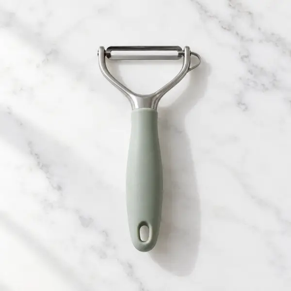 Vegetable peeler